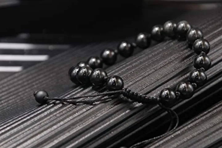 %5BHCM%5D%20V%C3%B2ng%20tay%20phong%20th%E1%BB%A7y%20%C4%91%C3%A1%20h%E1%BA%AFc%20di%E1%BB%87u%20th%E1%BA%A1ch%20c%E1%BA%A7u%20T%C3%A0i%20L%E1%BB%99c%20B%C3%ACnh%20An%20v%C3%A0%20May%20M%E1%BA%AFn%20-%20Image%202