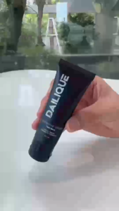 DAILIQUE SENSITIVE CREAM FOR MEN DRY & FRESH เดลีค เซนซีทีฟ ครีม ฟอร์ เมน ดราย แอนด์ เฟรช 4 ชิ้น