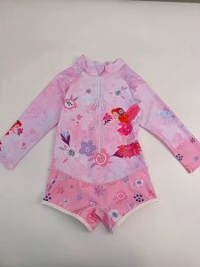 ĐỒ HỌC BƠI ĐI BIỂN CHO BÉ LIỀN THÂN TAY DÀI BÚP BÊ HỒNG  CHỐNG LẠNH ( TẶNG KÈM NÓN BƠI )