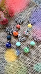 Manik Bandul Bola Kaca Gliter Doff: Aksesoris Dekorasi & Desain