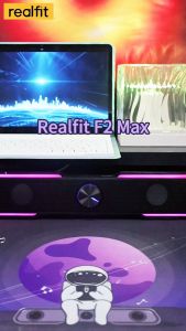 Proses pengecatan semprot earphone Bluetooth Realfit F2 Max peredam bising dengan kontrol mikrofon APP EQ khusus latensi rendah