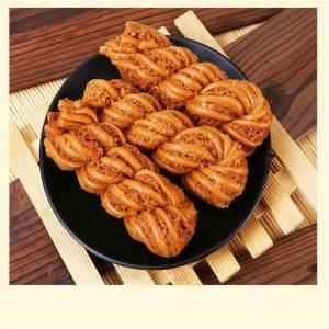 Traditional Tianjin Flavor Sesame Twists with Filling