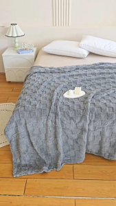1pc Double Fleece Blanket Lightweight & Multi-Purpose Blanket Bed CoverFor Living Room Sofa Cover Nap Blanket Soft Fluffy