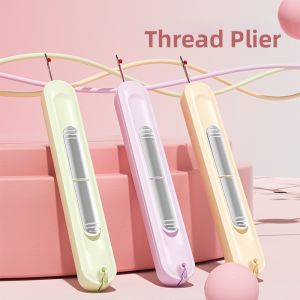 ZHENG FU | Multifunctional Portable Needle Threader