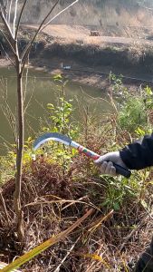 60cm Length Gardening Tools Sickle Knife Steel Handle 2 in 1 Oil Palm Sickle Knife Pisau Sabit Kelapa Sawit