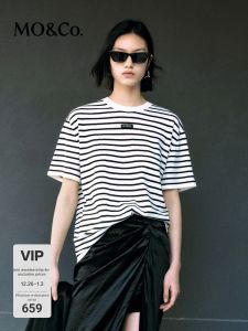 MO&Co. | Lightweight Loose Short Sleeve Crew Neck Knit Top with Stripes