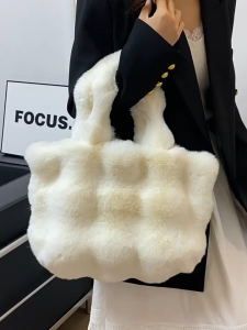 SEA YADOU กระเป๋าสะพายไหล่ผู้หญิงกระเป๋าโท้ทตุ๊กตาแฟชั่นใหม่กระเป๋าถือความจุขนาดใหญ่