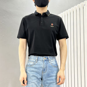 เสื้อโปโลแขนสั้นสีดำมีคริสตัลสไตล์ใหม่สำหรับฤดูร้อน ผ้าคอตตอนผสมไหม นุ่มเนียน สำหรับผู้ชาย สำหรับใส่ไปทำงานและลำลอง