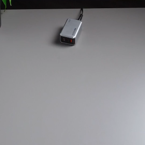 KiiP C102E Adaptor Charger 100W GaN Travel Charger Multi Port Fast Charging Adaptor For Android Iphone Charger Laptop