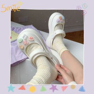 LHSunday กำลังฮิต รองเท้าแตะพื้นนิ่มแบบสวม สวมใส่สบายเท้า มันฟินเฟร่ออ นุ่มนิ่ม น้ำหนักเบาทำความสะอาดงาย ฟรีตัวติดสุดน่ารัก ต้องมีติดบ้านไว้แล้ว รุ่นนี้ใส่ได้หลากหลายโอกาสเลยนะ