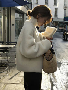 QFN | Winter Popular Korean Style White Lamb Velvet Coat for Petite Ladies