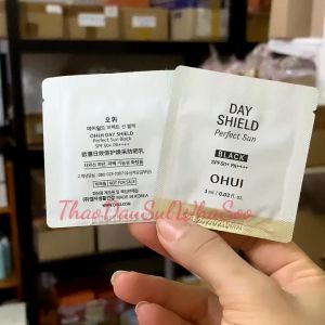 NEW Gói Kem chống nắng kiểm soát dầu OHUI Day Shield Perfect Sun Black SPF50+ PA++++ 1ml