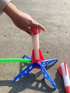 Mainan edukasi Peluncur Roket Set Permainan Pedal Luar Ruangan Mainan Bertenaga Udara untuk Anak