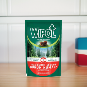 Wipol Karbol Pembersih Lantai [750 mL]