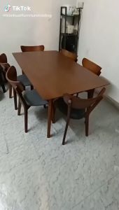 1 Meja Makan 6 Kerusi Makan 1+6