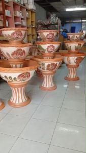 ชุดอ่างปลูกบัว เลี้ยงปลา จัดสวน ขนาด 13 นิ้ว 17นิ้ว คละแบบ คละลาย รับประกัน ความเสียหาย ระหว่าง ขนส่ง แตก ร้าว เคลมให้ใหม่ฟรีคะ เสริมฮวงจุ้ยหน้าบ้าน ยกเว้ัน ขนาด 22 นิ้ว ต้องสั่งอ่าง และ ฐาน แยกกันครับ