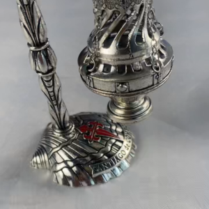 Aluminum alloy incense burner craft piece antique-style incense burner prayer piece. Height: 16.35 cm.
