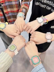 High Value Jelly Design Electronic Watch for Girls Students  Style 2025 New Fashion Quartz Movement Square Dial Silicone Band