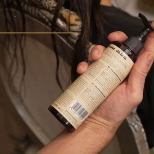 Kem xả khô dưỡng tóc Phục hồi hư tổn Eva Vitamin Recharge Oh Là Là 250ML