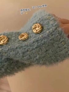 Classic Style Fashion: Metal Button Cardigan, Short Stylish Fur Coat, Cable Stitch Leather Coat, Classic Tweed Coat & Decorative Buckle Sweater