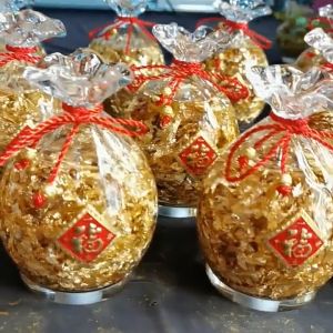 旺来菠萝 水晶金箔菠萝 旺来黄梨 招财元宝 黄梨 家居装饰 菠萝摆件 聚财 转运 纳福 Natural Gold Crystal Wealth Pineapple Home Decor Crystal Glass Pineapple Decor Gifts for Good Luck