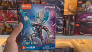 Mô Hình Blokees preCOOL-04 Ultraman Blazar Khớp Siêu Linh Hoạt