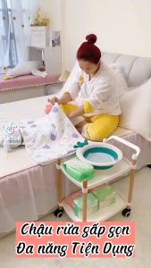 Thau/Chậu nhựa dùng rửa mặt - gấp gọn hình Ong tiện lợi dễ thương cho Bé