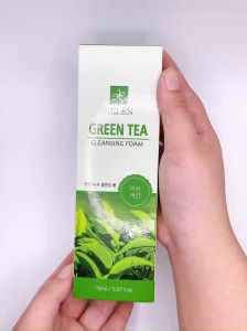 Sữa rửa mặt tạo bọt trà xanh Helen 170ml