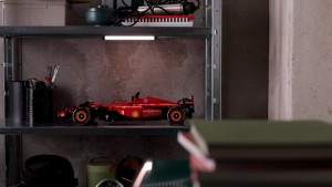 LEGO Technic Ferrari SF-24 F1 Car 42207 (100.0% Original)