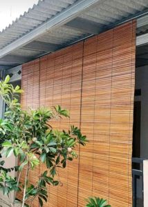 krey/tirai bambu sawit gulung ukuran L 25 x T 25 plus tali penggulung