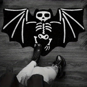 VIKAMA Gothic Skull and Bat Rug Non-Slip Absorbent Bathroom Mat Spooky Holiday Decor Mat for the Bedroom Home Decor