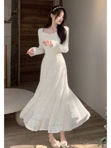 ชุดเดรสยาวคอเหลี่ยมลูกไม้เอวเข้ารูปไซส์ใหญ่สำหรับผู้หญิงในฤดูใบไม้ผลิและฤดูใบไม้ร่วง ชุดเดรสยาวทรงเอเอวเข้ารูป