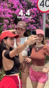 Spicy Crop เสื้อครอปสองสไตล์ (4025)