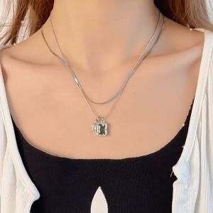 Aurora 2PCS/Set Titanium Steel Square Zircon Necklace Pendant Not To Fade Jewelry HN2686