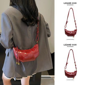 Fashionable Wine Red Wedding Bag Womens Crossbody Bag 2025 New Style Horned Dumpling Bag Trendy Soft Handbag Casual Scene