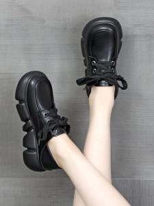 Womens Thick Bottom Soft Leather Slip-On Loafers Casual Platform Anti-Slip Shoes Spring Summer New Style Cross Buckle Roman Style