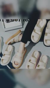 Sandal Cewek Model Baru Yang Sedang Laris Pada Saat Ini / Sepatu Sandal Wanita Masa KIni / Sandal Sepatu Karet Model Koreans Lagi Viral