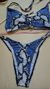 SHE-IN PREMIUM QUALITY SWIMWEAR / TWO PIECE BIKINI / ADJUSTABLE STRAP / BLUE / MEDIUM