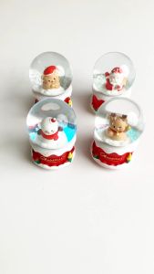 Pinky Bee Bola Salju Natal Lampu Cerobong Lilin 70060300