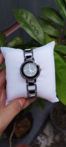 |||JAM TANGAN MIRETE SETENGAH KERAMIK.JAM ORIGINAL100%SESUAI POTO GRATIS BATERAI CADANGAN.