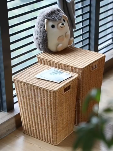 🔥จัดส่งเร็ว🔥 ตะกร้าใส่ผ้า ตะกร้าเสื้อผ้าสานหวาย มีฝาปิด ตะกร้าเก็บของในห้องน้ำ ห้องนอน กระบุงสานหลายขนาดสี