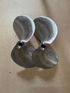 Chân vịt inox máy 8.5hp (cốt xéo) 3t63 chân vịt 2 cánh inox 304 lỗ ren 16mm 18mm 3 máy piston 63mm