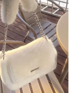 Large Capacity Plush Tote Bag Womens Shoulder Bag Envelope Style Outdoor Casual Pure Color Rabbit Fur Autumn Winter Bag