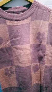 SWEATER RAJUT KOTAK LOVE FLOWER CROP I LUARAN OUTFIT TERBARU I OOTD WANITA KEKINIAN