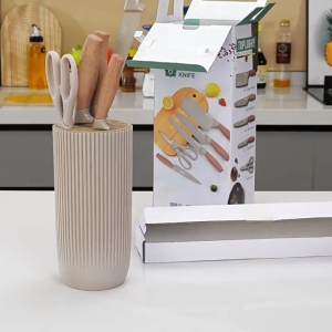 ชุดเครื่องมือครัว 6 ชิ้น ประกอบด้วย มีดทำอาหาร มีดครัว อุปกรณ์ทำอาหาร มีดเชฟ คุณภาพสูง คมสวยงาม หรูหรา