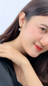 Panlandwoo - Anting Hoop Titanium Wanita Stormi