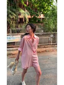 Mixd | Bộ Quần Shorts và Áo Blouse Màu Hồng Giá Rẻ