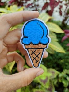 ( Bisa COD ) Emblem Bordir Es Krim Tinggal Setrika Patch Iron Ice Cream Tambalan Baju Robek Tembelan Kaos Bolong Tempelan Celana Sobek Hiasan Baju Bordir Stiker Bordir Tempel