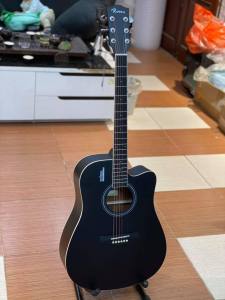 đán guitar acoustic Rosen R135  mâu đen sezi 41 dai 104cm