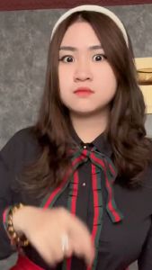 Sữa chua viên sấy lạnh mix vị trái cây  dạng viên giòn ngon thơm ngậy ngậy hương giúp trẻ hóa làn da và giảm cân đối với các chị em phụ nữ